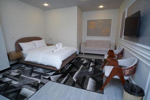 standard_queen_room2